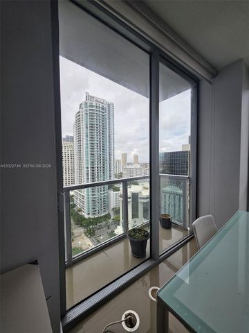 1060 Brickell Ave 2201, Miami, FL 33131