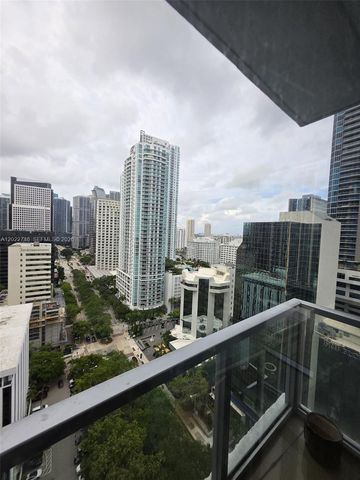 1060 Brickell Ave 2201, Miami, FL 33131