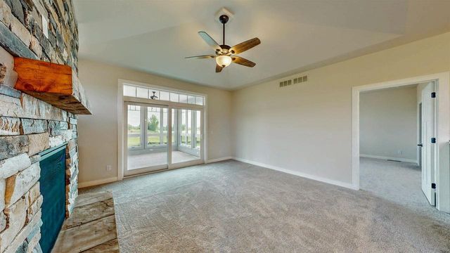 724 E Reinel Street, Jefferson, WI 53549