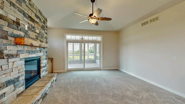 724 E Reinel Street, Jefferson, WI 53549