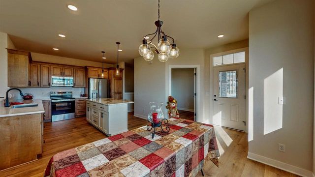 724 E Reinel Street, Jefferson, WI 53549