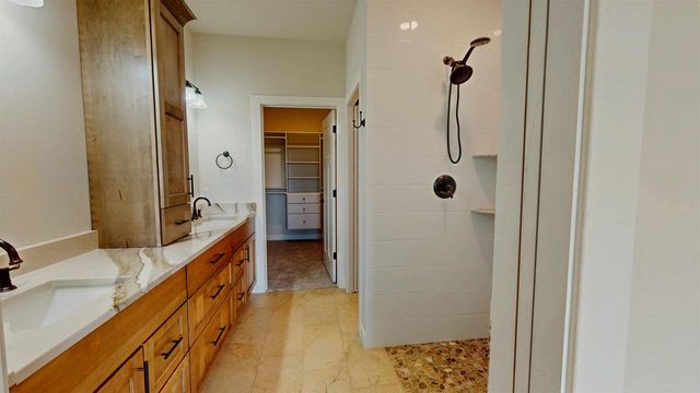 724 E Reinel Street, Jefferson, WI 53549