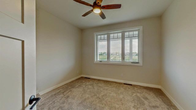 724 E Reinel Street, Jefferson, WI 53549