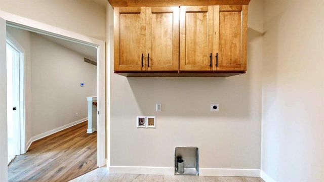 724 E Reinel Street, Jefferson, WI 53549