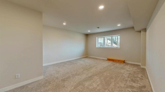 724 E Reinel Street, Jefferson, WI 53549