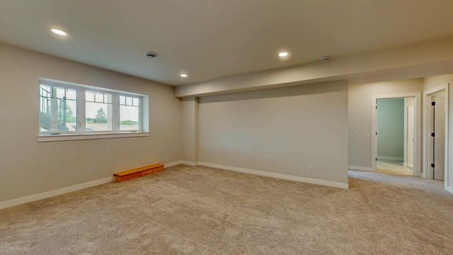 724 E Reinel Street, Jefferson, WI 53549