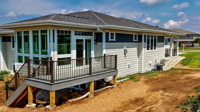 724 E Reinel Street, Jefferson, WI 53549