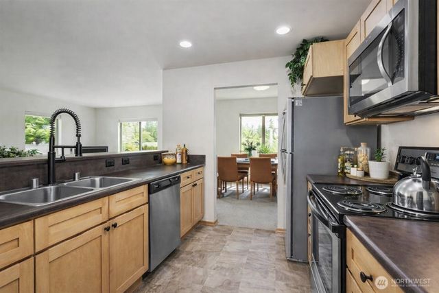 364 NE OHenry Court, Poulsbo, WA 98370