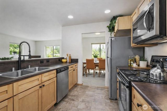 364 NE OHenry Court, Poulsbo, WA 98370