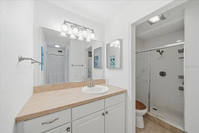 689 LAKE HOWARD DRIVE NW 1D, Winter Haven, FL 33880