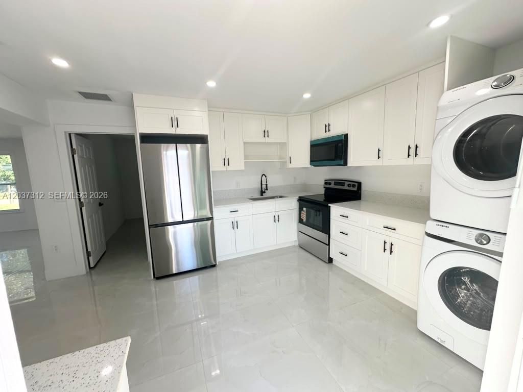 1473 NE 30th Court, Pompano Beach, FL 33064