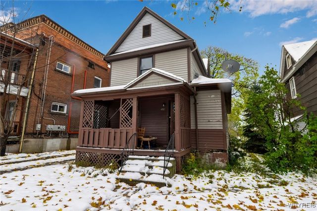 725 Monteagle Street, Niagara Falls, NY 14305