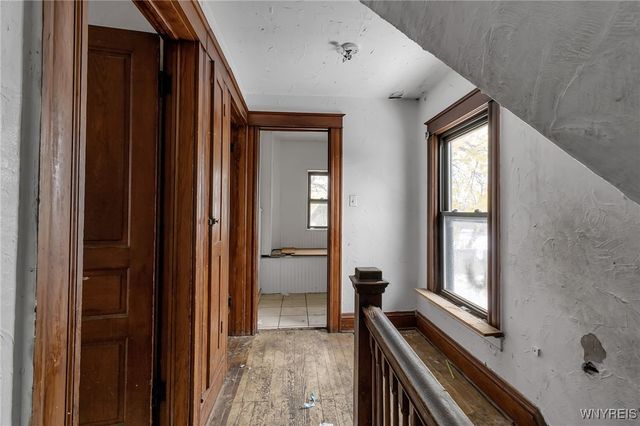 725 Monteagle Street, Niagara Falls, NY 14305