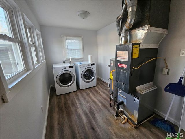 215 W Palmer Street, Litchfield, IL 62056