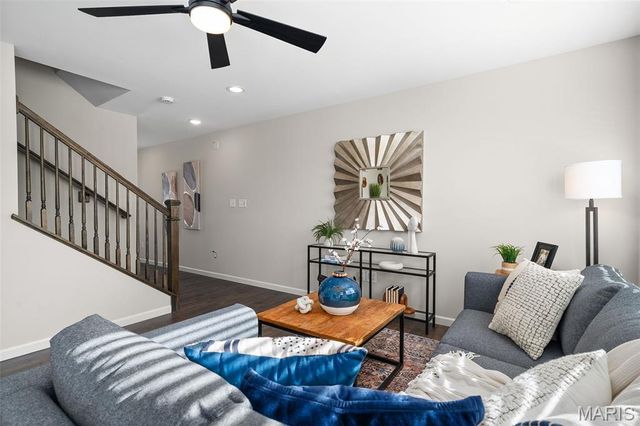 2 Arlington at Oakshire, O'fallon, MO 63385