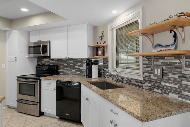 10464 MAYFLOWER ROAD, Spring Hill, FL 34608