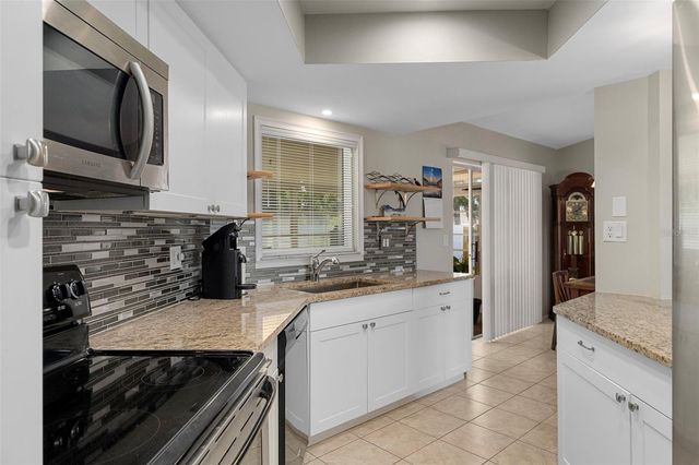 10464 MAYFLOWER ROAD, Spring Hill, FL 34608