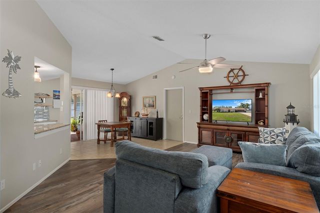 10464 MAYFLOWER ROAD, Spring Hill, FL 34608