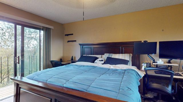 12510 Jayhawk Ct, Penn Valley, CA 95946