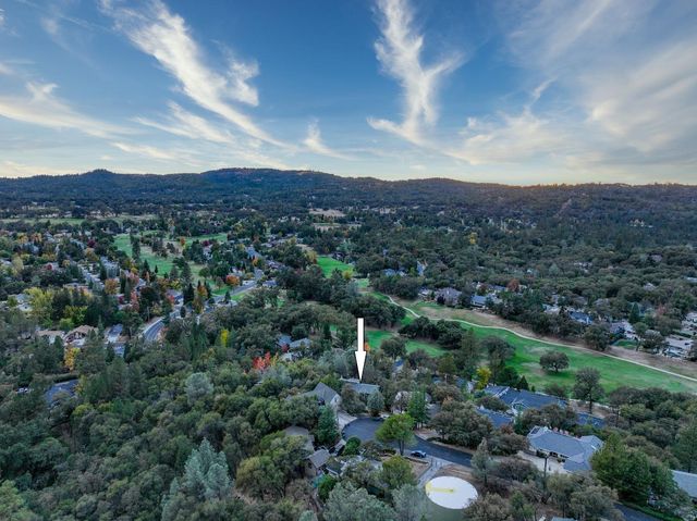 12510 Jayhawk Ct, Penn Valley, CA 95946
