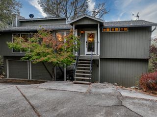 12510 Jayhawk Ct, Penn Valley, CA 95946