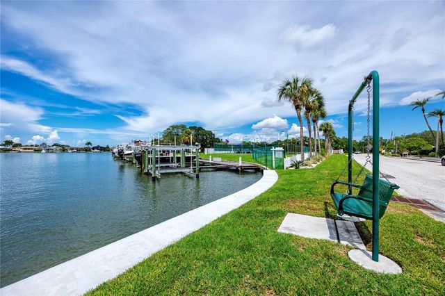 5840 30TH AVENUE S 201, Gulfport, FL 33707