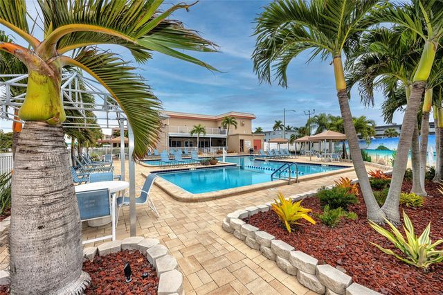 5840 30TH AVENUE S 201, Gulfport, FL 33707