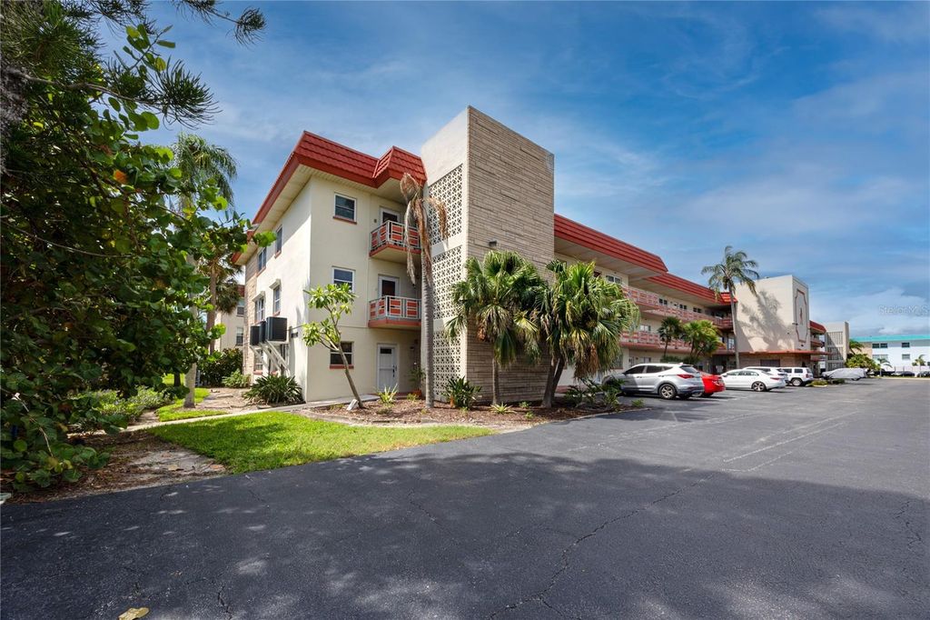 5840 30TH AVENUE S 201, Gulfport, FL 33707