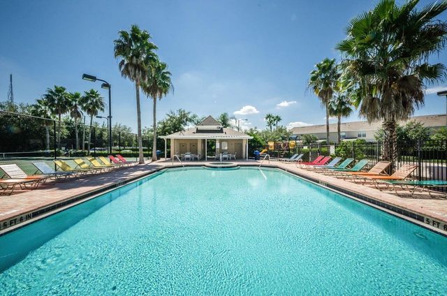 605 VALLANCE WAY NE, St Petersburg, FL 33716