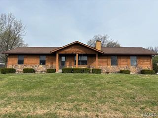 1223 Cypress Court, Troy, MO 63379