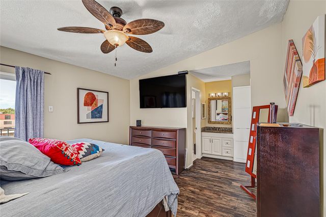 4011 Nasa Rd 1 Parkway 511, El Lago, TX 77586