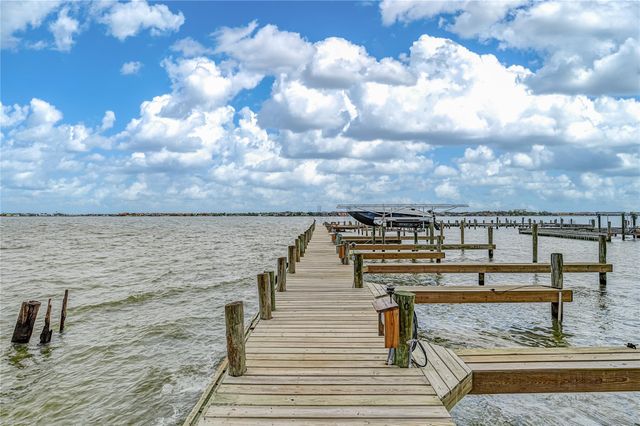 4011 Nasa Rd 1 Parkway 511, El Lago, TX 77586
