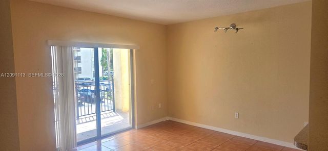 9300 Fontainebleau Boulevard E213, Miami, FL 33172