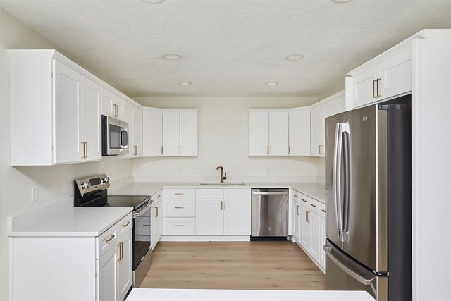 1824 Estella Street, Perry, IA 50220