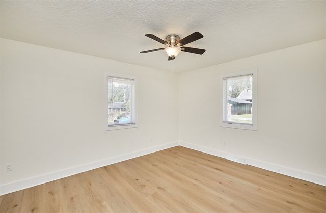 1824 Estella Street, Perry, IA 50220