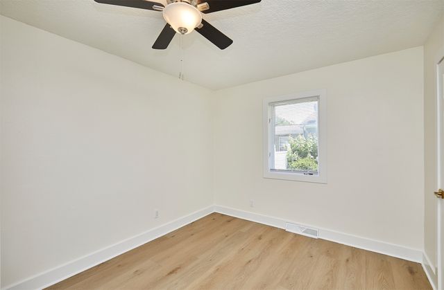 1824 Estella Street, Perry, IA 50220
