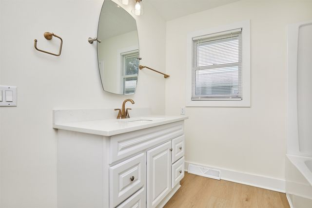 1824 Estella Street, Perry, IA 50220