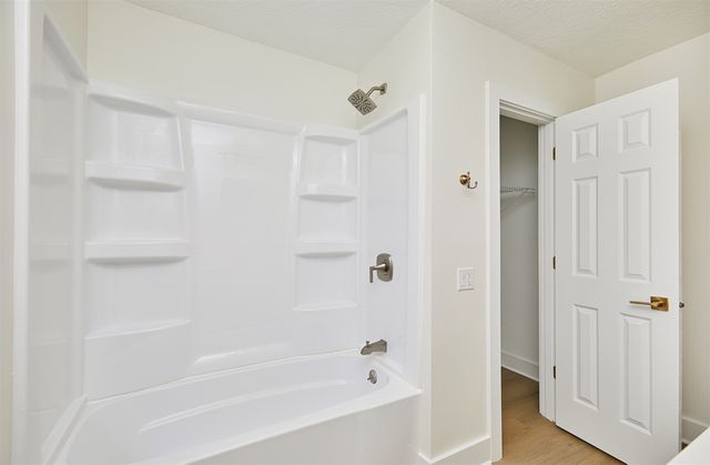 1824 Estella Street, Perry, IA 50220