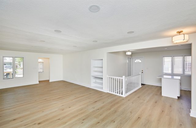 1824 Estella Street, Perry, IA 50220