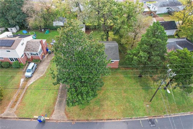 8412 Norristown DR, Norfolk, VA 23518