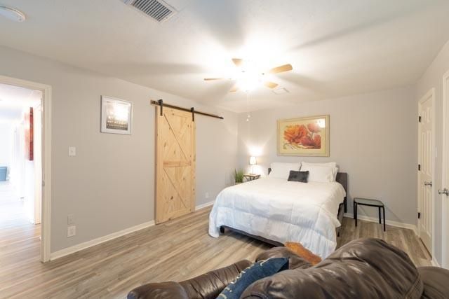 230 White Cedar Street, Houston, TX 77015