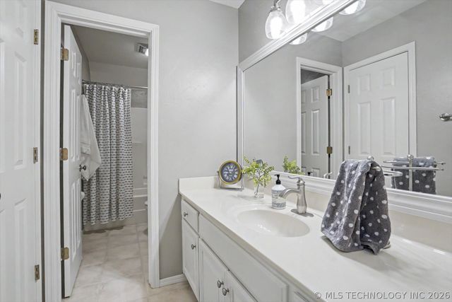 9149 E 117th Street S, Bixby, OK 74008