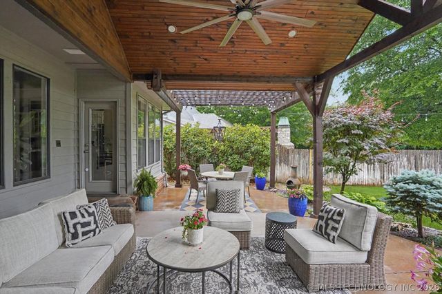 9149 E 117th Street S, Bixby, OK 74008