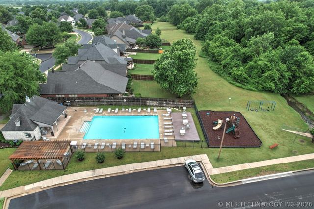 9149 E 117th Street S, Bixby, OK 74008