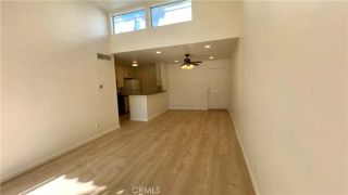 18645 Hatteras 208, Tarzana, CA 91356