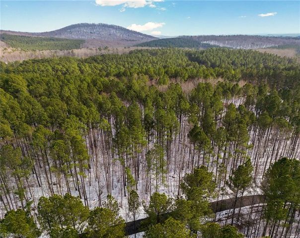 146 Cove Wood Drive, Denton, NC 27239