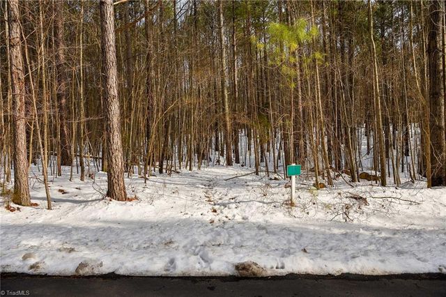146 Cove Wood Drive, Denton, NC 27239