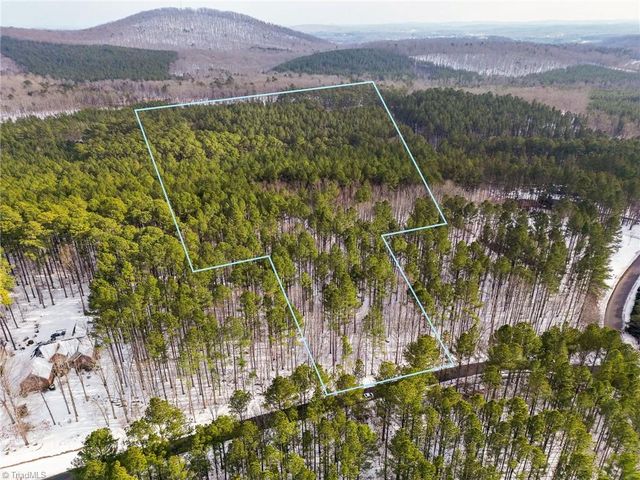 146 Cove Wood Drive, Denton, NC 27239