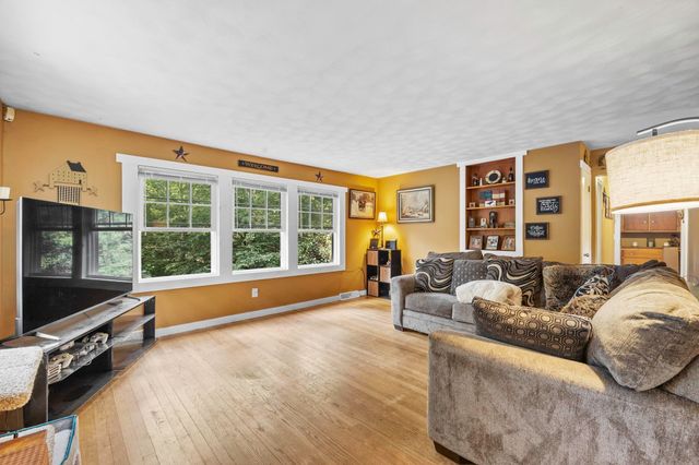 101 Wales Rd, Monson, MA 01057