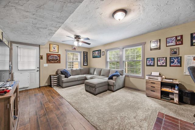 101 Wales Rd, Monson, MA 01057